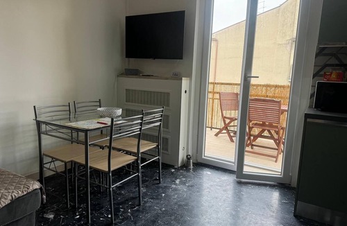 Borgo Venezia Apartment | Apt. Galileo Cozy Flat Next To The Station