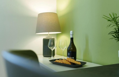 Lazzaretto Apartment | Area Milano Apartments - Tadino 17 close to Central Station