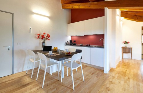 Riva del Garda Apartment | Attic Apartment "Papavero" with Balcony, Views to the Mountains and Wi-Fi