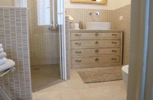 Villavetro Bed & Breakfast | B&B Casa Elena Camere e Appartamenti sul Lago di Garda