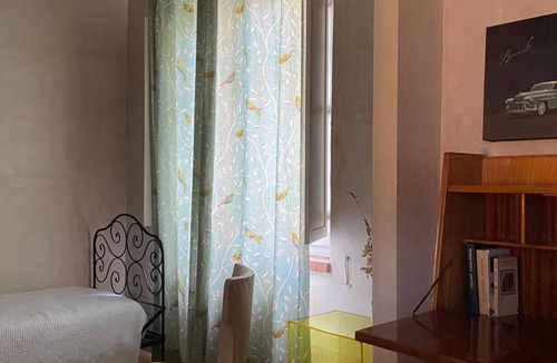 Borgo Roma Bed & Breakfast | B&B molino2 red Triple room comfort