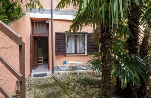 Porto Valtravaglia Apartment | Beautiful apartment for 4 guests with WIFI, TV and terrace