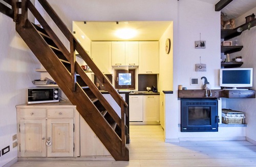 Valtellina Apartment | Beautiful apartment for 4 guests with WIFI, TV and balcony