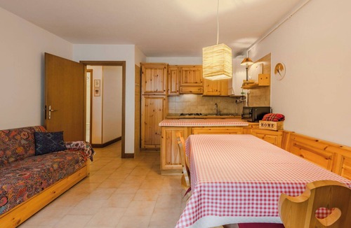 Sant'Antonio di Mavignola Apartment | Beautiful apartment for 4 people with WIFI, TV and patio