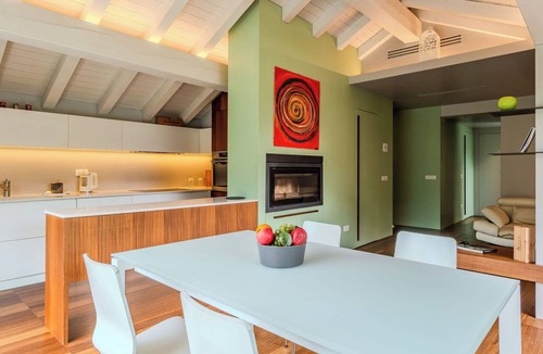 Samolaco Apartment | Beautiful apartment for 4 guests with WIFI, TV, terrace, pets allowed and panoramic view