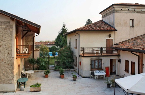 Cunettone-villa Apartment | Beautiful apartment for 6 people with A/C, pool, WIFI, TV, patio and pets allowed