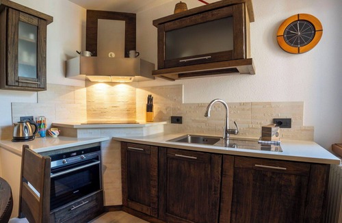 Bormio Apartment | Beautiful apartment for 6 guests with WIFI, TV and balcony