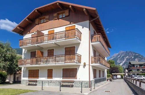 Bormio Apartment | Beautiful apartment for 6 guests with WIFI, TV and balcony