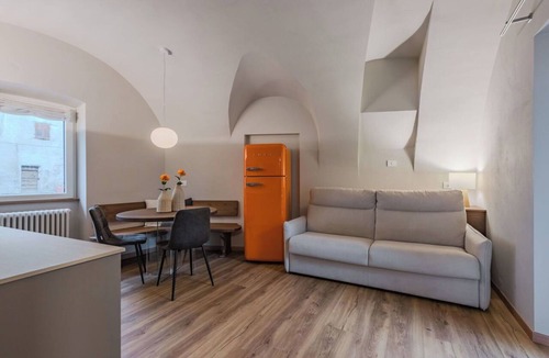 Fucine Apartment | Beautiful apartment for 8 people with WIFI, TV and balcony