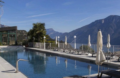 Pieve Apartment | Beautiful apartment for 2 people with pool, WIFI, TV and terrace
