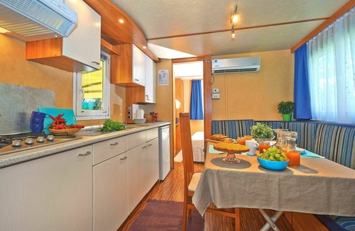 Baia Domizia House | Beautiful apartment in villa for 5 people with WIFI, A/C, pool and terrace