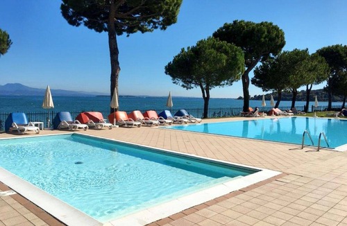 Monte House | Beautiful villa for 4 people with A/C, pool, WIFI, TV and terrace