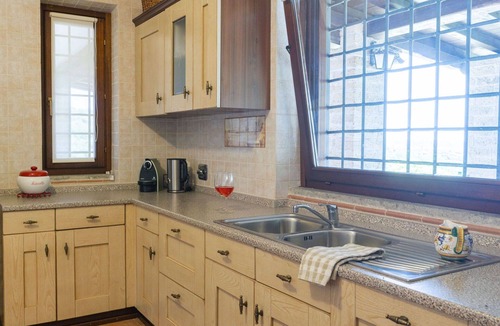Lake Bracciano Villa | Beautiful private villa for 14 guests with A/C, private pool, WIFI, TV, patio and pets allowed