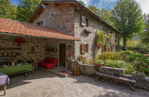 San Marcello Pistoiese House | Beautiful private villa for 7 guests with WIFI, private pool, TV, terrace and pets allowed