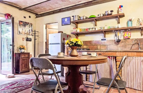 Montelovesco Villa | Beautiful private villa for 10 people with private pool, WIFI, TV and pets allowed