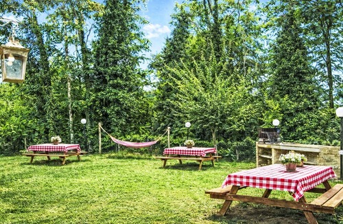 Montelovesco Villa | Beautiful villa for 5 guests with WIFI, pool, TV and pets allowed
