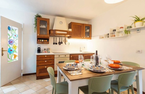 Valtellina Apartment | Beautiful villa for 7 people with WIFI, TV, balcony and pets allowed