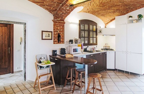 Comignago Villa | Beautiful villa for 5 guests with WIFI, TV and patio