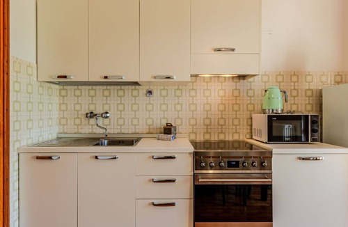 Assenza Villa | Beautiful villa for 4 people with A/C, WIFI, TV, patio and pets allowed