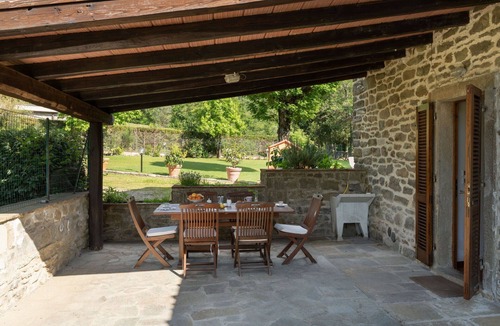 Subbiano Villa | Beautiful villa with hot tub, A/C, private pool, WIFI, TV, patio, panoramic view, close to Arezzo