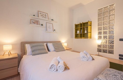 Sud-Ovest Apartment | Bellezza Fair Apartment - Vicino Fiera e centro, WiFi, Smart TV, AC, balcone