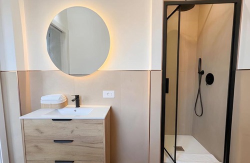 Affori Apartment | Bilocale luxury 5 minuti a piedi dalla metro Affori Centro M3