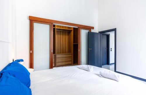 Acquabella Apartment | Blue Loft in the heart of Milan, Next to Metro station