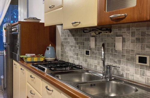 Bolognina Apartment | Bolognina Studio - cozy studio near the station and the fairgrounds