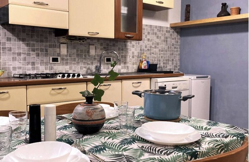 Bolognina Apartment | Bolognina Studio - cozy studio near the station and the fairgrounds