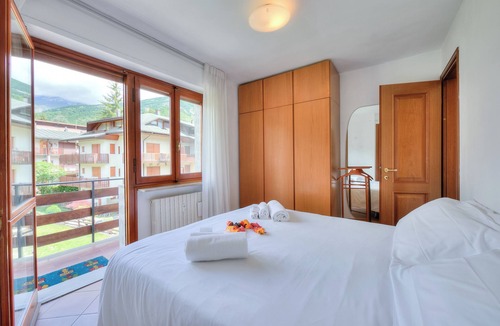 Bardonecchia Apartment | Bramé La Fam 32 in the City center, Bardonecchia, Italy