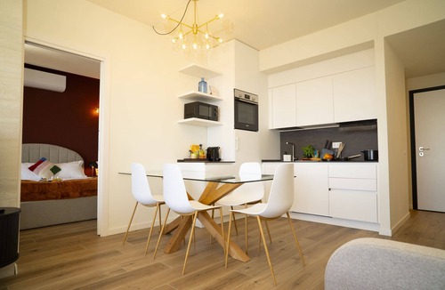 Lesa Apartment | Brezza Azzurra | Lake View & Pools