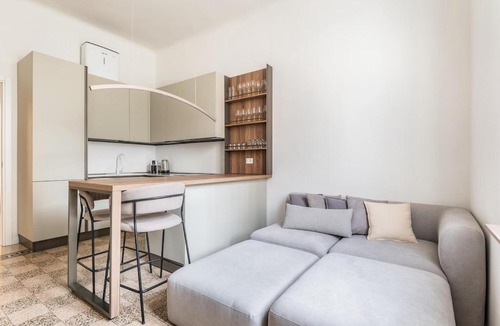 Acquabella Apartment | Bright Design Room A-C Work Desk Blue Metro3