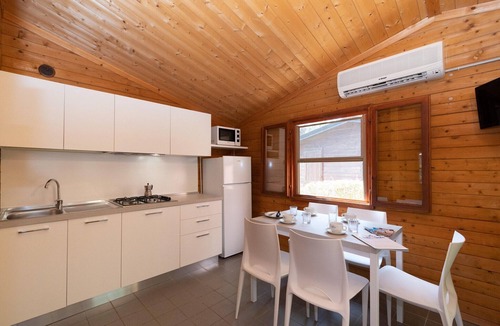 Lido Adriano House | Bungalow in the Adriano Family Camping Village