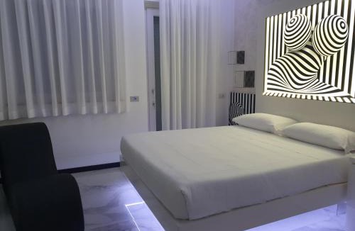 Monza Hotel | C rooms - Suite a tema con vasca - Motel Monza