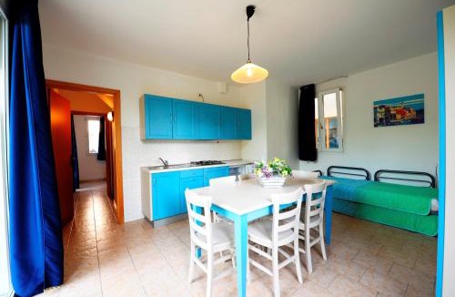 San Benedetto di Lugana Apartment | Camping Bella Italia Apartments Ortensia - Lake Garda 22081