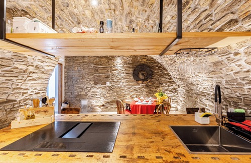 Pognana Lario Apartment | Cantina 10 - Authentic Stone Retreat - Lake Como