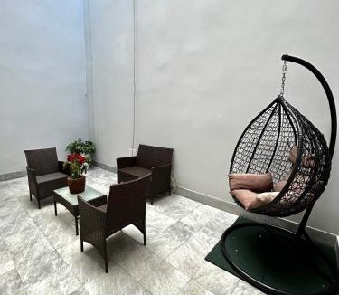 Cogliate Apartment | CARDAHOUSe BILO COGLIATE MB