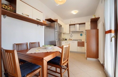 Mestre Apartment | Casa Andrea with Balcony, Wi-Fi, and Air Conditioning