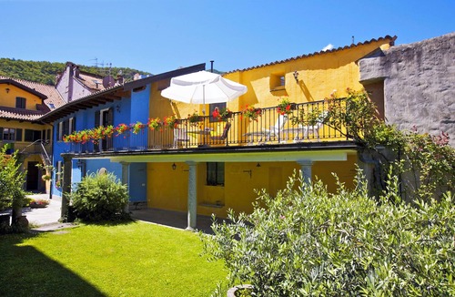 Cannobio House | Casa Bel Giardino by Lago Reisen