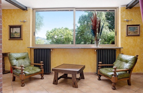 Farigliano Villa | Casa Belvedere with Private Terrace, Garden, A/C & Wi-Fi
