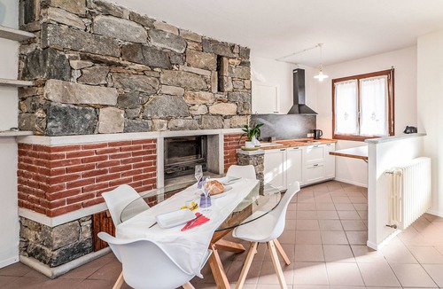 Casale Corte Cerro Apartment | Casa di Giò by Interhome