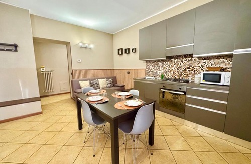 Castenedolo Apartment | CASA di MIRCO -Ampio moderno bilocale per 4 ospiti