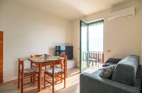 Sarnico Apartment | Casa Dreamo - One Bedroom Apartment, Sleeps 2