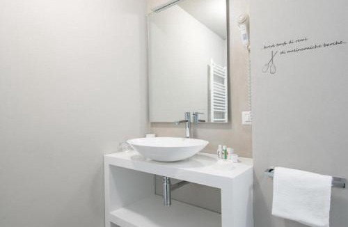 Luino Apartment | Casa Felice by Villa Porta Collection