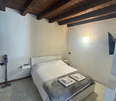 Lodi Apartment | Casa Fiori Lodi
