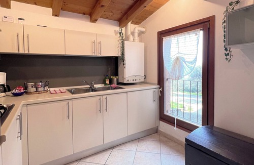 Fornico Apartment | Casa Fornico 2, with terrace and partial lake view in quiet position