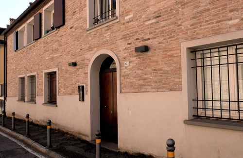 Santo Stefano Apartment | Casa Gelsomino | Private terrace, 15-minute walk to Piazza Maggiore ⭐