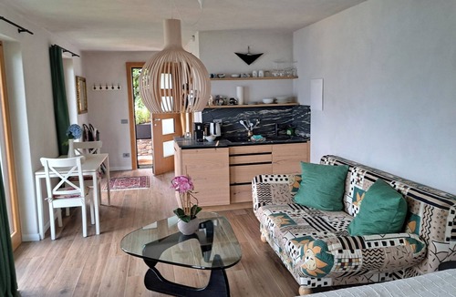 San Bartolomeo Apartment | Casa Lago Azzurro Atelier relaxation puur for vacation & time out