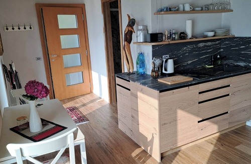 San Bartolomeo Apartment | Casa Lago Azzurro Atelier relaxation puur for vacation & time out