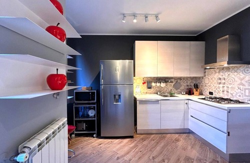 Moniga del Garda Apartment | Casa Magenta Private Garden & Swimming Pool in the Village